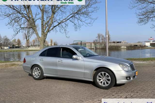 Mercedes-Benz E-Klasse (2007) thumbnail 2