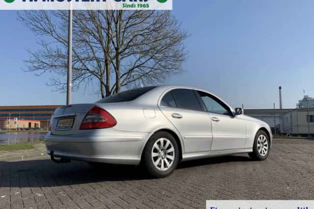 Mercedes-Benz E-Klasse (2007) thumbnail 3