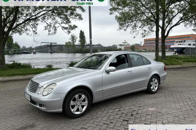 Mercedes-Benz E-Klasse (2005) thumbnail 1
