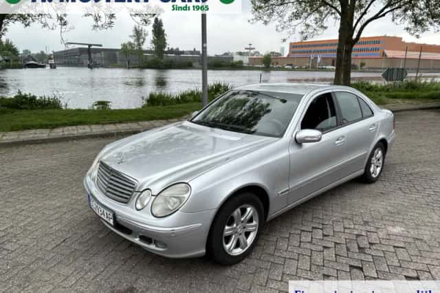 Mercedes-Benz E-Klasse (2005) thumbnail 3