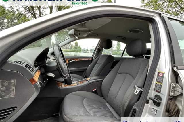 Mercedes-Benz E-Klasse (2005) thumbnail 6
