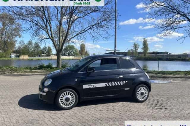Fiat 500 (2011) thumbnail 2