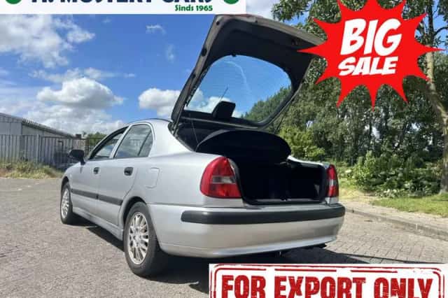 Mitsubishi Carisma (2003) thumbnail 6