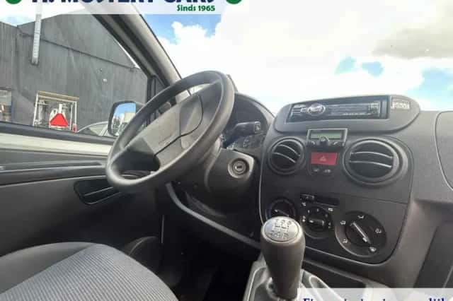 Peugeot Bipper (2014) thumbnail 3