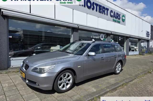 BMW 5-Serie (2005) thumbnail 1