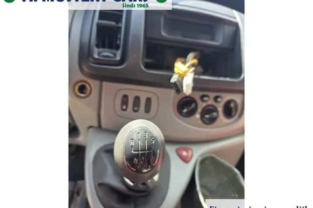 Renault Trafic (2004) thumbnail 5
