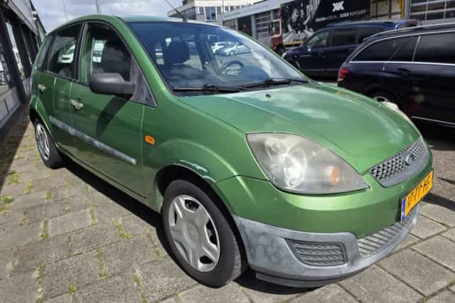 Ford Fiesta (2007) thumbnail 5