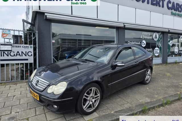 Mercedes-Benz C-Klasse (2005) thumbnail 1