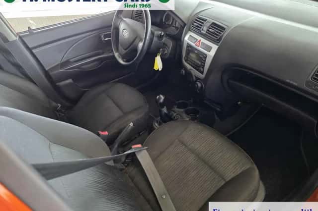 Kia Picanto (2008) thumbnail 6