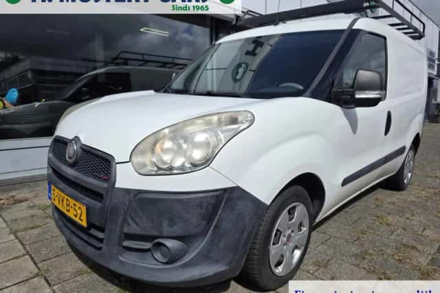 Fiat Doblò Cargo (2010) thumbnail 3