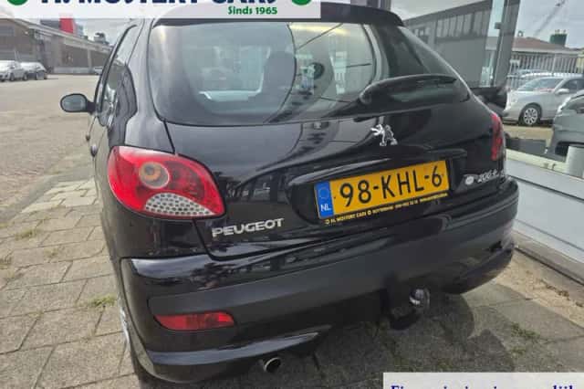 Peugeot 206+ (2009) thumbnail 4