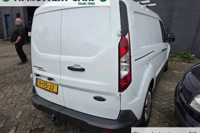 Ford Transit Connect (2017) thumbnail 4