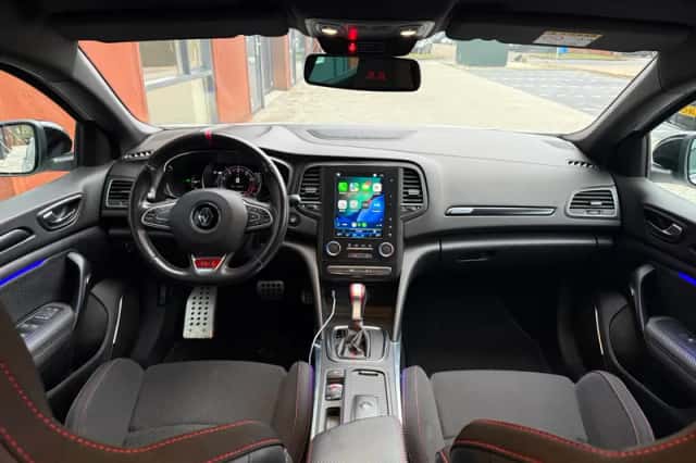 Renault Mégane (2019) thumbnail 3