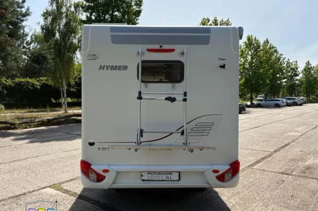 Hymer B 594 (2012) thumbnail 4