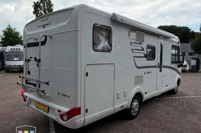 Hymer Exsis-i (2014) thumbnail 2