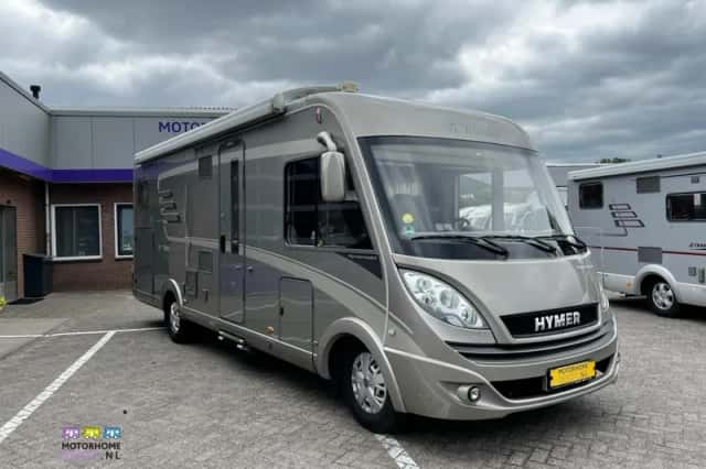 Hymer B 704 (2015) thumbnail 1