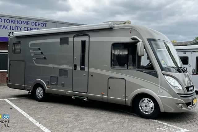 Hymer B 704 (2015) thumbnail 2