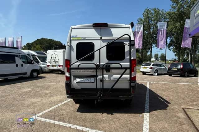 Hymer Grand Canyon (2019) thumbnail 3