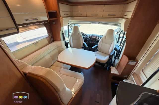 Carthago C-Tourer (2015) thumbnail 6