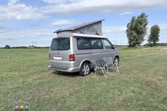 Volkswagen California (2012) thumbnail 6