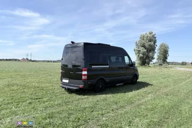 Mercedes-Benz Sprinter (2016) thumbnail 3