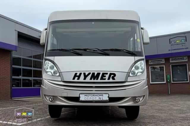 Hymer B 554 (2013) thumbnail 4