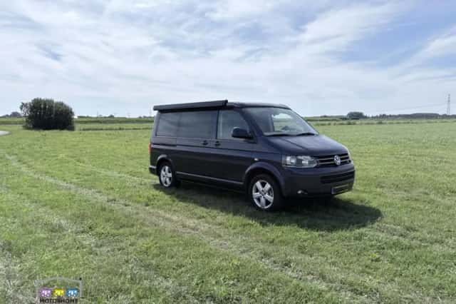 Volkswagen California (2011) thumbnail 1