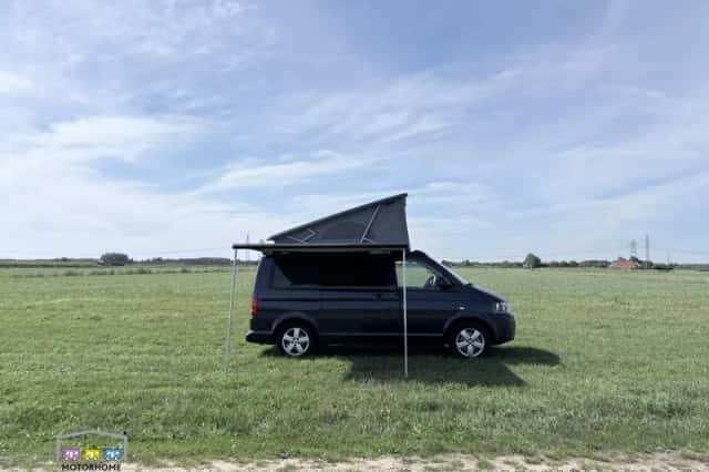 Volkswagen California (2011) thumbnail 4