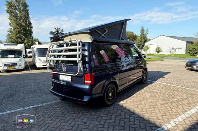 Volkswagen California (2015) thumbnail 3