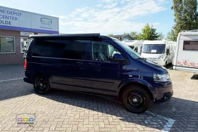 Volkswagen California (2015) thumbnail 5