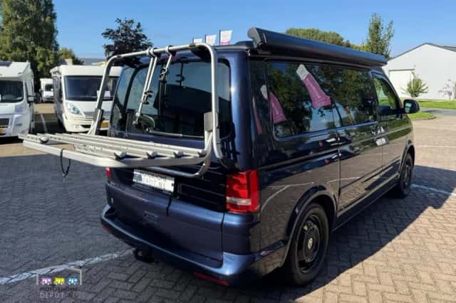 Volkswagen California (2015) thumbnail 6