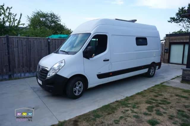 Opel Movano (2013) thumbnail 2