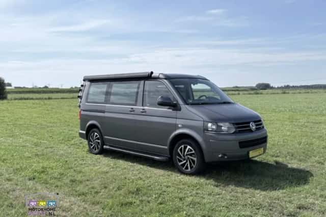 Volkswagen California (2009) thumbnail 1