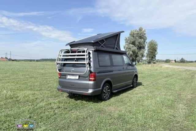 Volkswagen California (2009) thumbnail 6