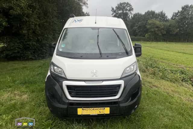 Peugeot Boxer (2018) thumbnail 1