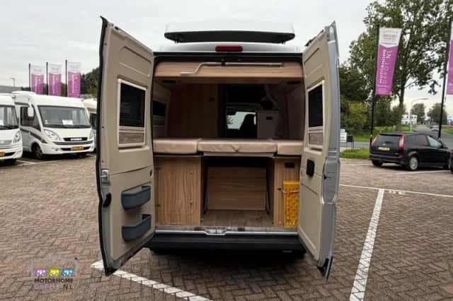 Hymer Grand Canyon (2021) thumbnail 5