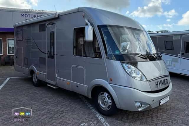 Hymer B 694 (2010) thumbnail 1