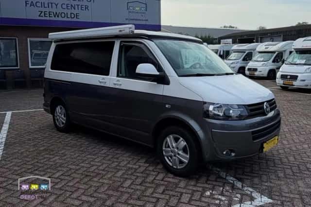 Volkswagen Transporter (2014) thumbnail 1