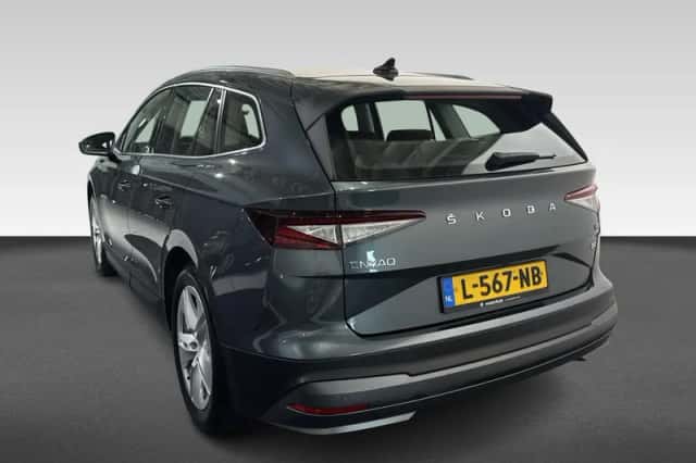 Škoda Enyaq (2021) thumbnail 3