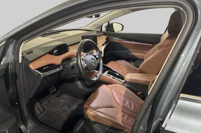 Škoda Enyaq (2021) thumbnail 4
