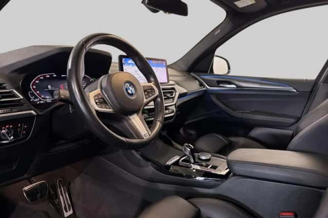 BMW X3 (2022) thumbnail 4