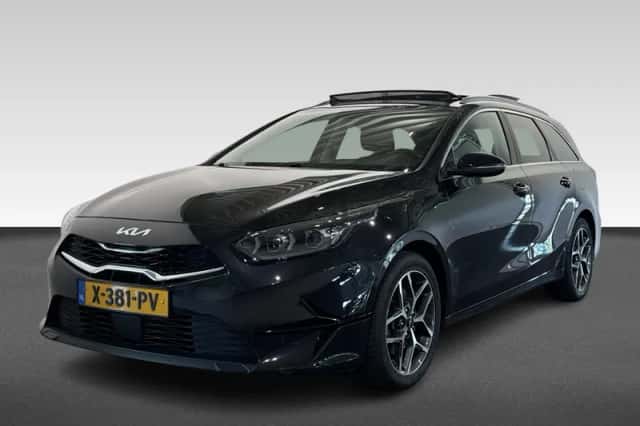 Kia Ceed Sportswagon (2024) thumbnail 1