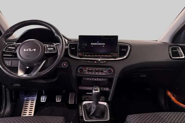 Kia Ceed Sportswagon (2024) thumbnail 5