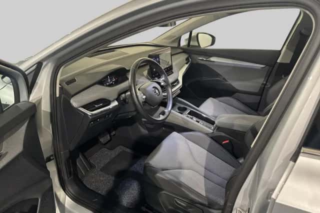 Škoda Enyaq (2021) thumbnail 4