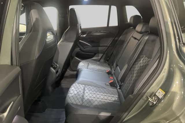 Volkswagen Tiguan (2025) thumbnail 6