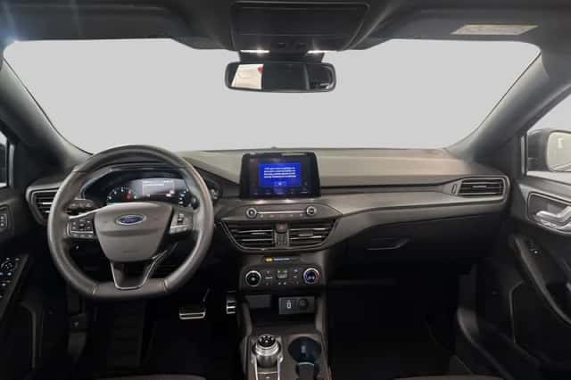 Ford Focus (2020) thumbnail 5