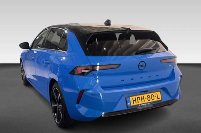 Opel Astra (2025) thumbnail 3