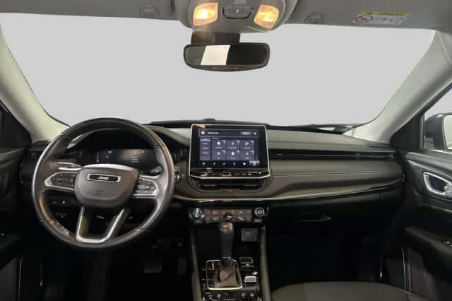 Jeep Compass (2024) thumbnail 5