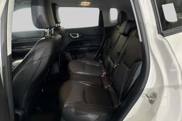Jeep Compass (2024) thumbnail 6