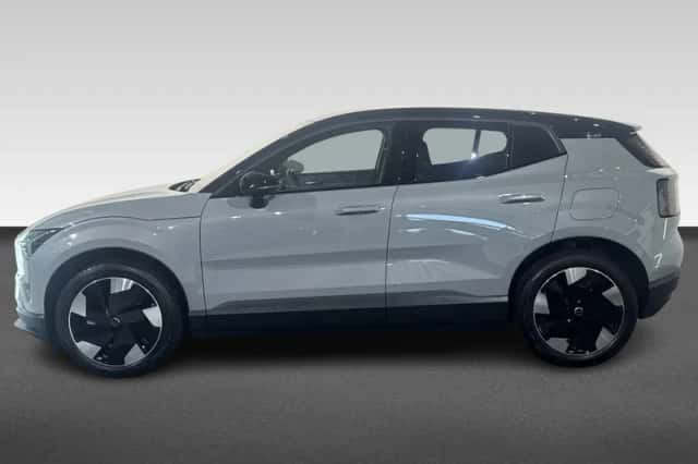 Volvo EX30 (2024) thumbnail 2